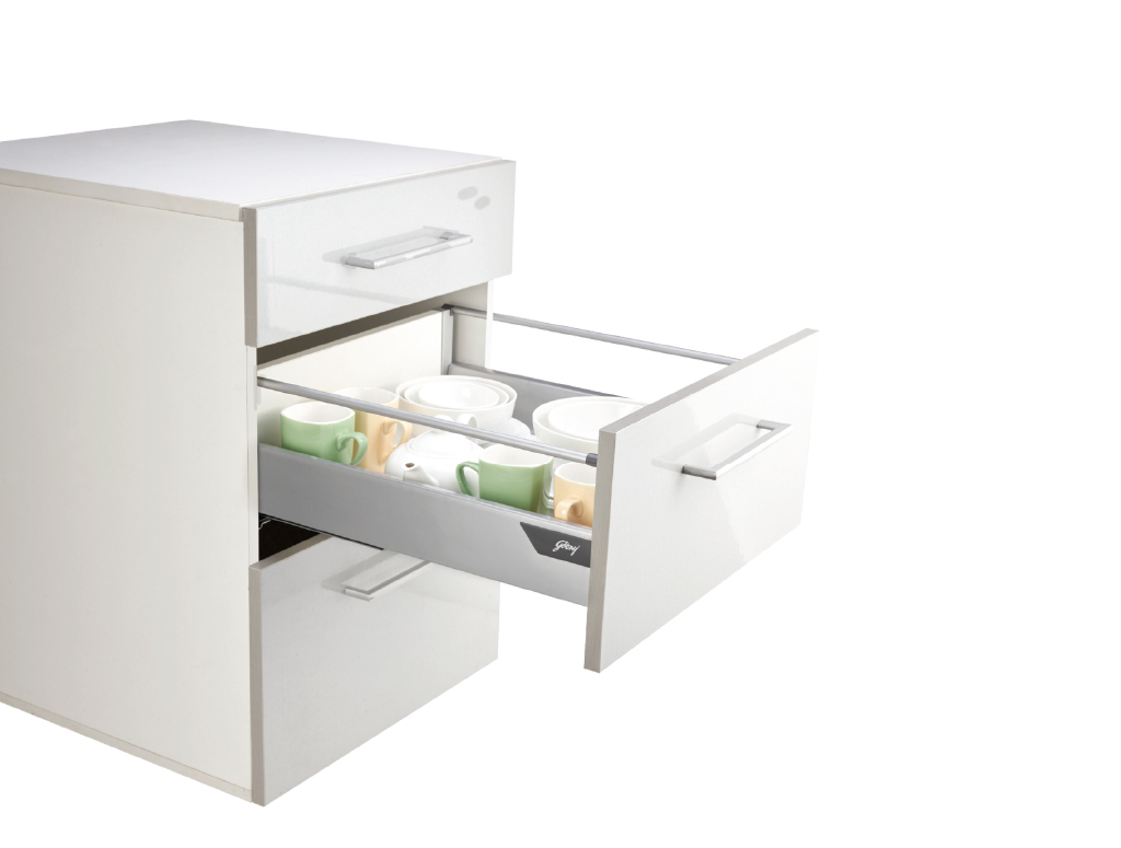 Drawer System With Rail